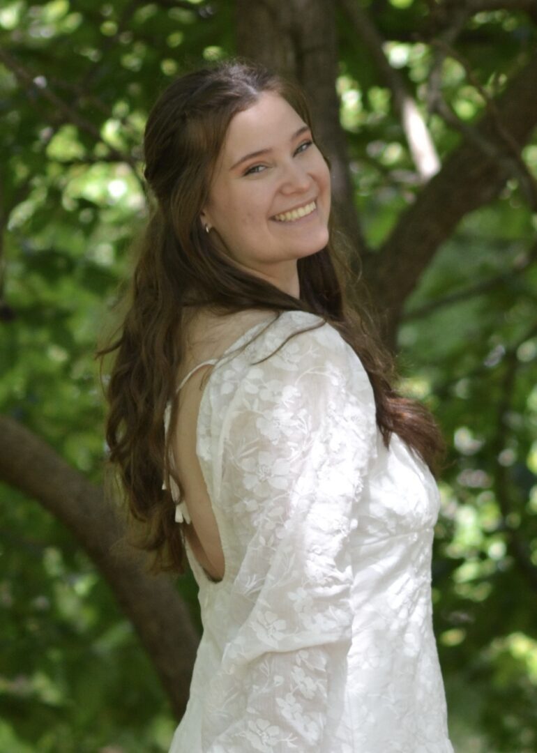 Victoria Walker headshot